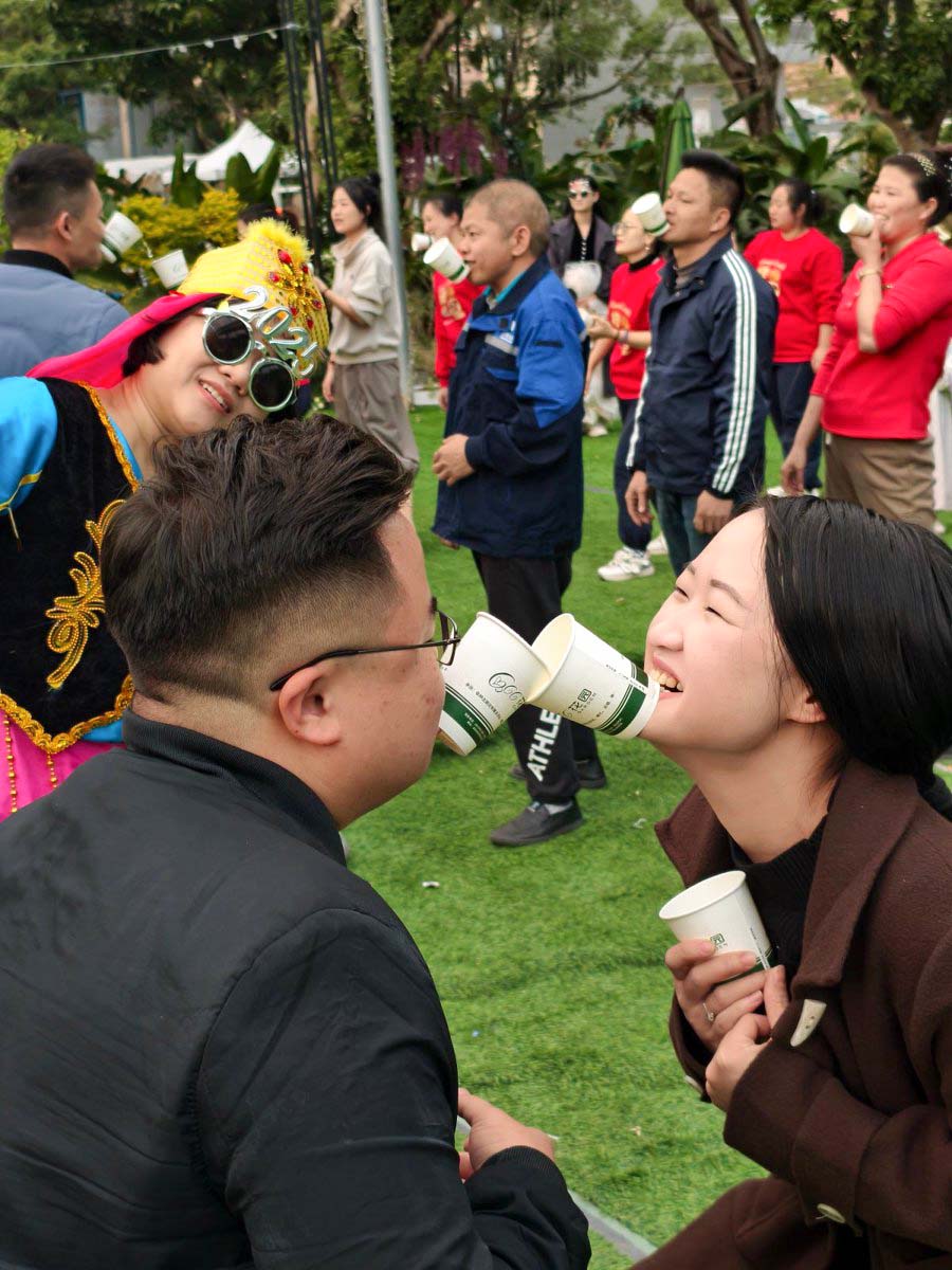 17C.COM一起草入口科技2024年（nián）年會圓滿落幕：感恩同行，共創環保新未來，乘風破浪，夢想起航(圖12)